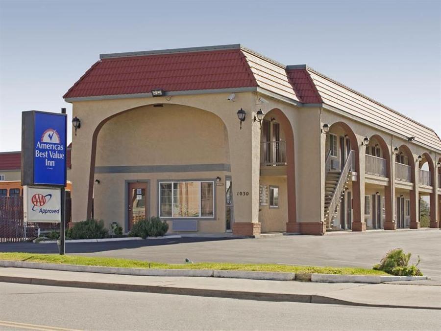 Salinas Inn Buitenkant foto